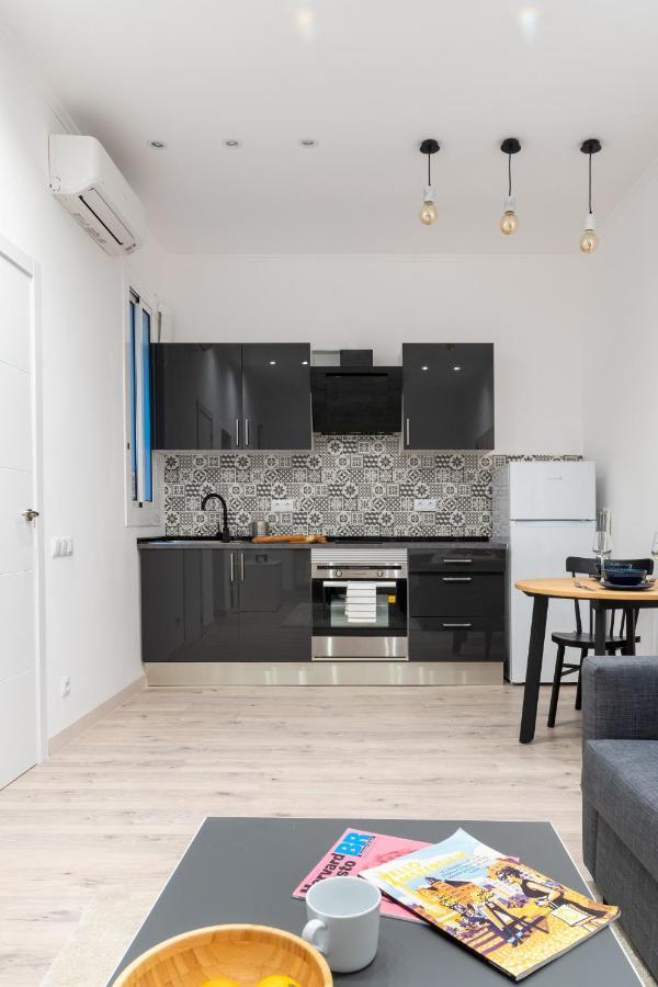 Cozy Studio Apartment 5 Min From Camp Nou Barcelona Kültér fotó