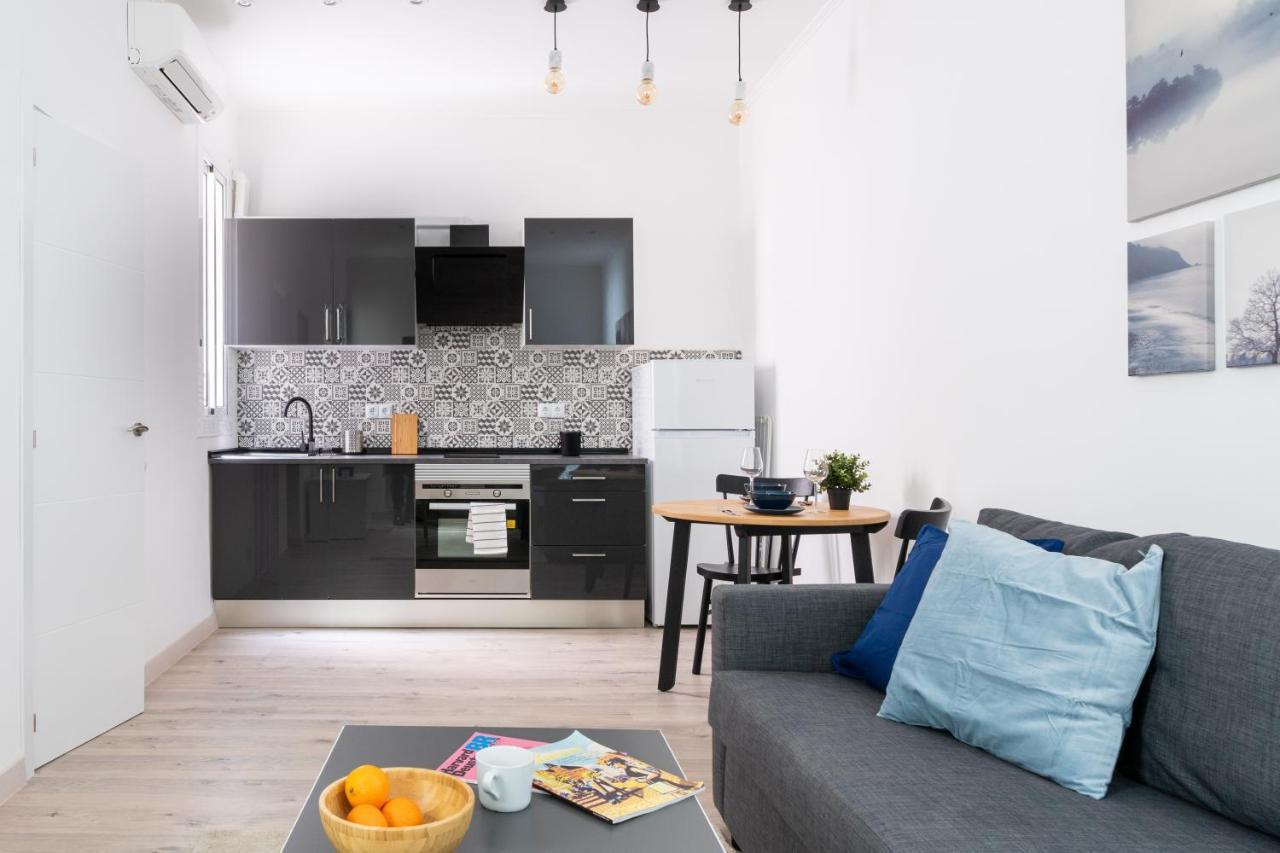 Cozy Studio Apartment 5 Min From Camp Nou Barcelona Kültér fotó