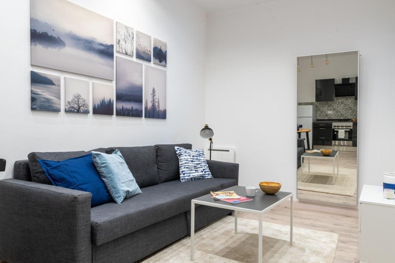 Cozy Studio Apartment 5 Min From Camp Nou Barcelona Kültér fotó
