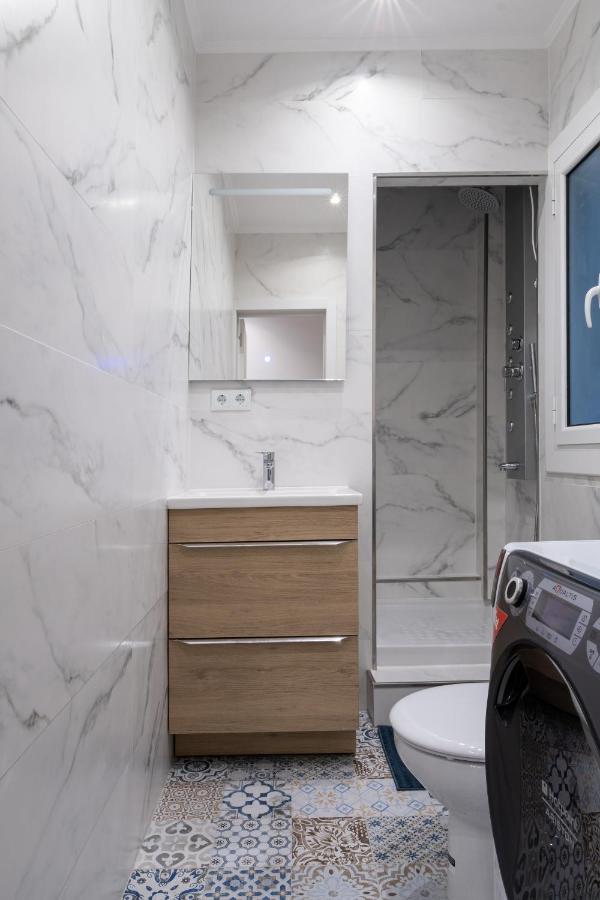 Cozy Studio Apartment 5 Min From Camp Nou Barcelona Kültér fotó