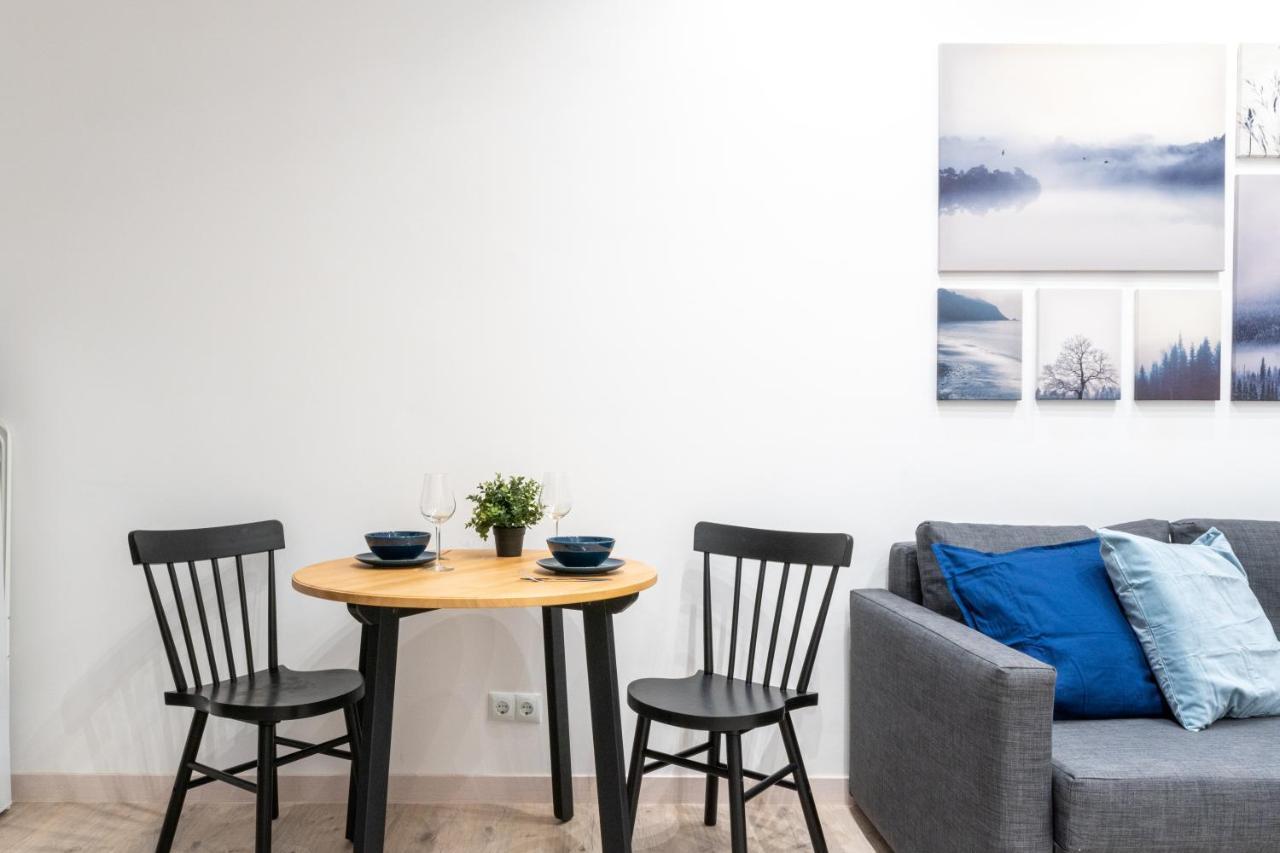 Cozy Studio Apartment 5 Min From Camp Nou Barcelona Kültér fotó
