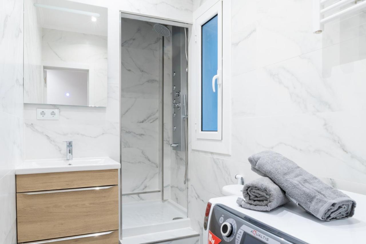 Cozy Studio Apartment 5 Min From Camp Nou Barcelona Kültér fotó