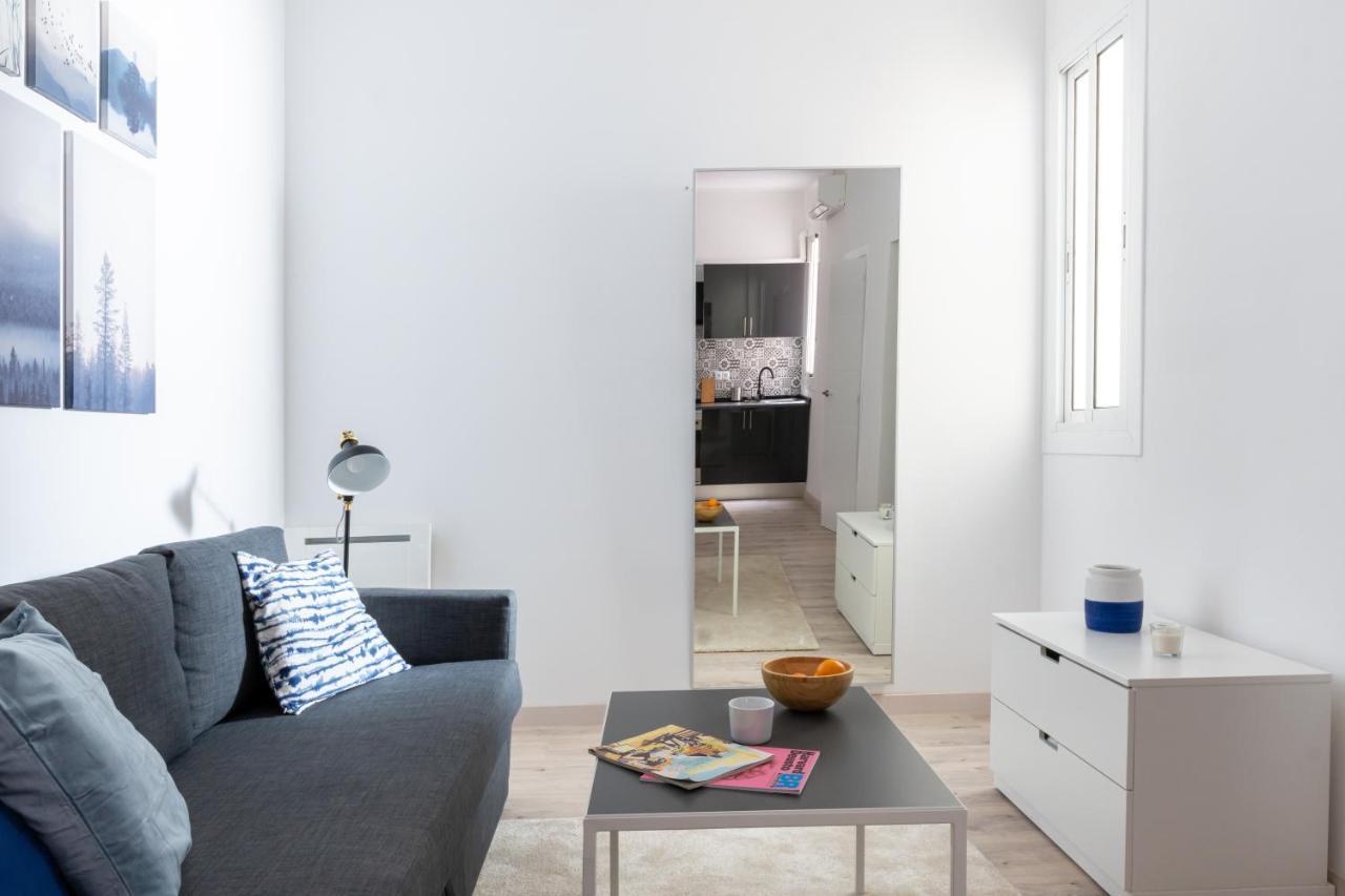 Cozy Studio Apartment 5 Min From Camp Nou Barcelona Kültér fotó